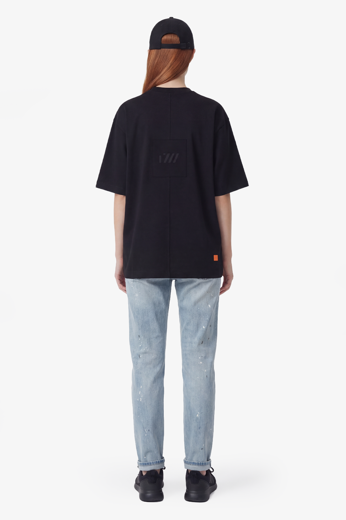 STITCHED SQUARE OVERSIZED T-SHIRT - BLACK