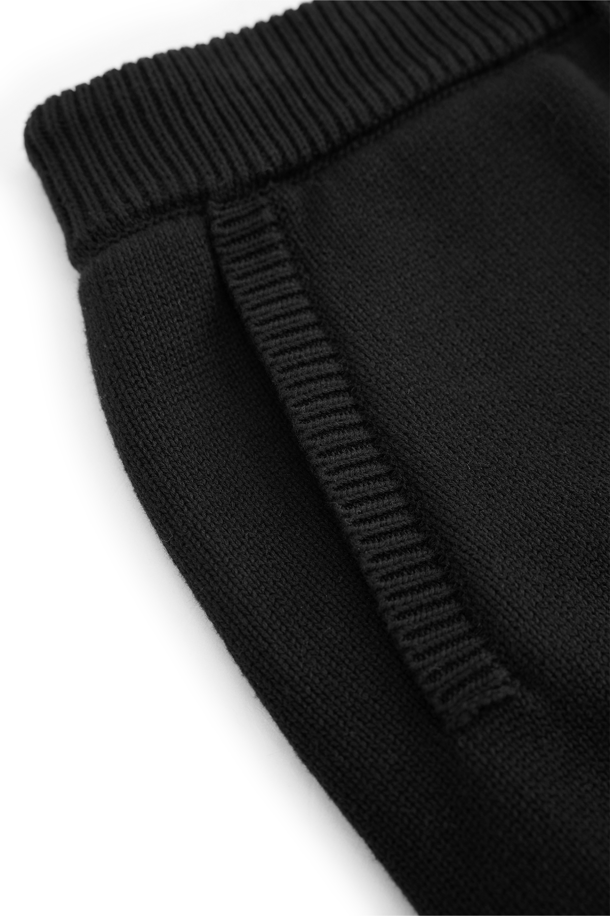 TYGA KNIT SHORTS - BLACK