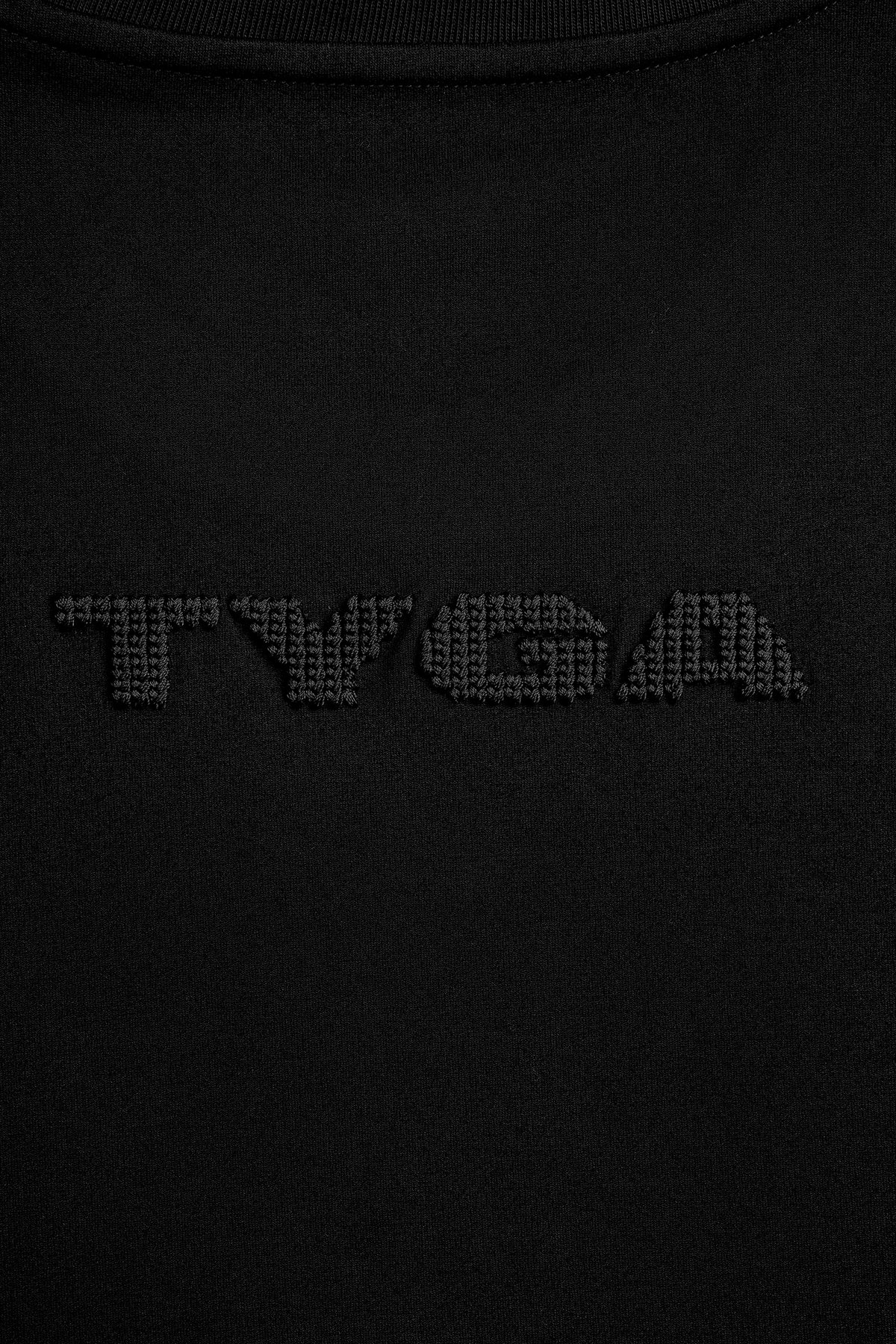 CROSS EMBROIDERY T-SHIRT - BLACK