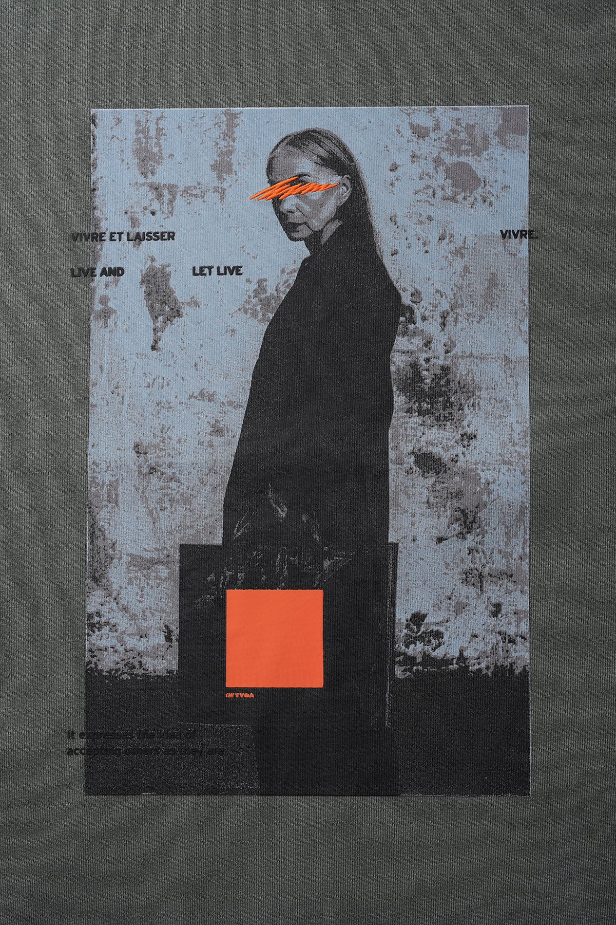 WRINKLES OF TIME T-SHIRT - GREY