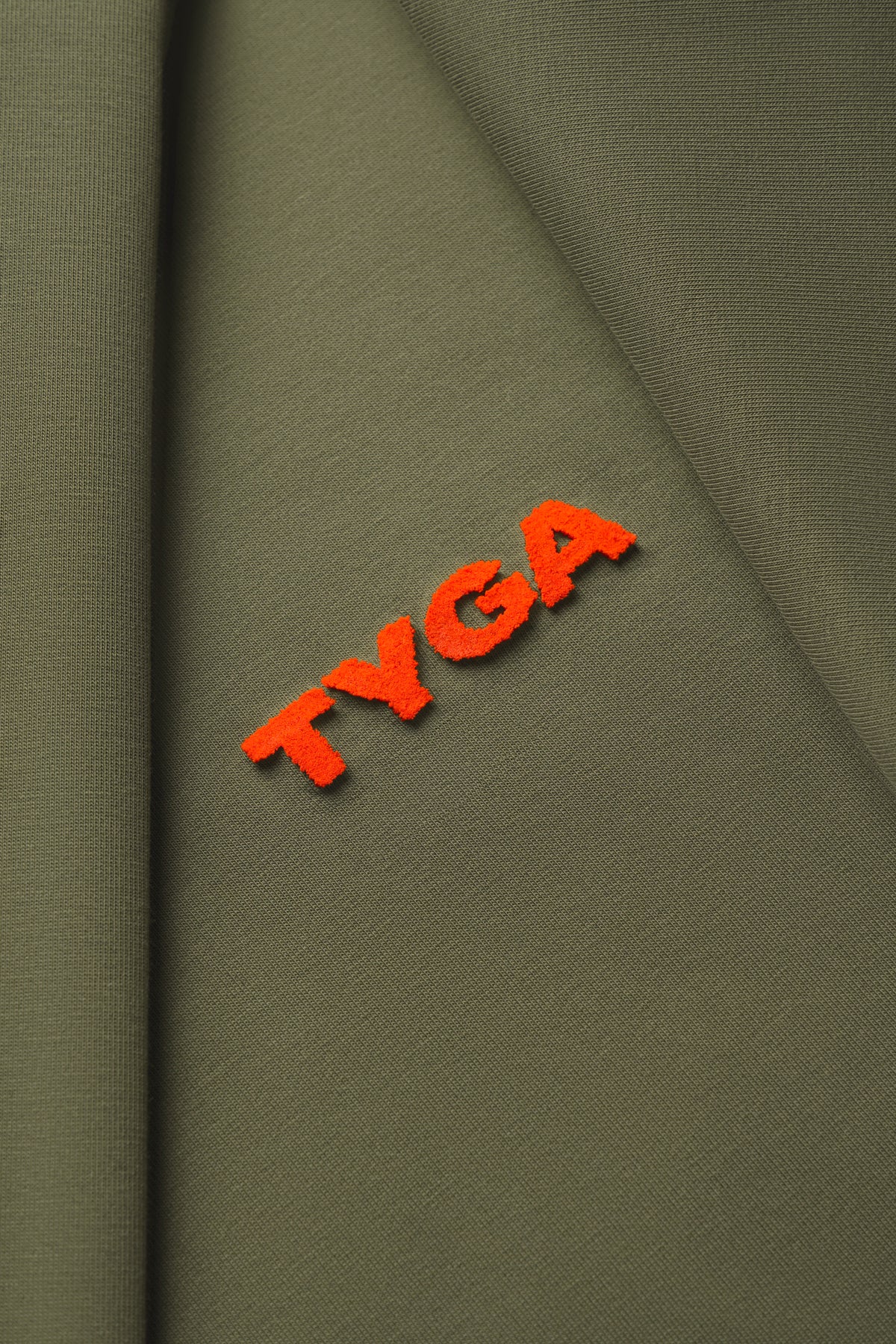 TYGA EMBROIDERY ROUND NECK SWEATER - DRAB GREEN