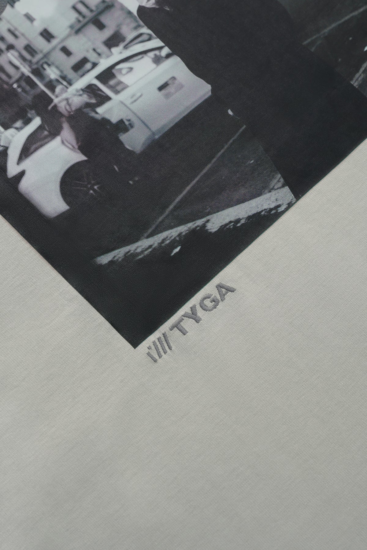 I SEE YOU OVERSIZED T-SHIRT - SAGE GREEN