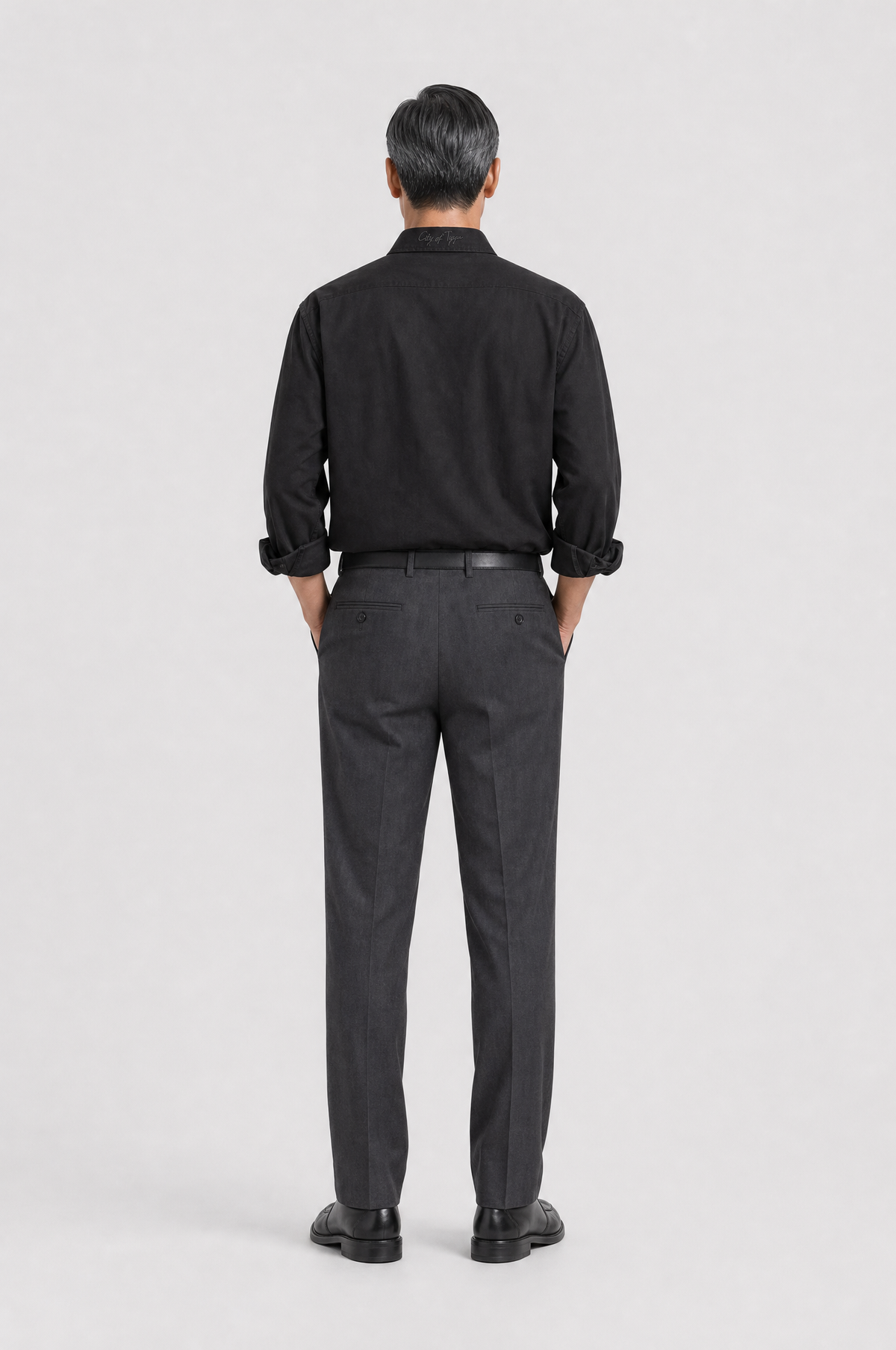 REIGN THE SEASON SHIRT - BLACK