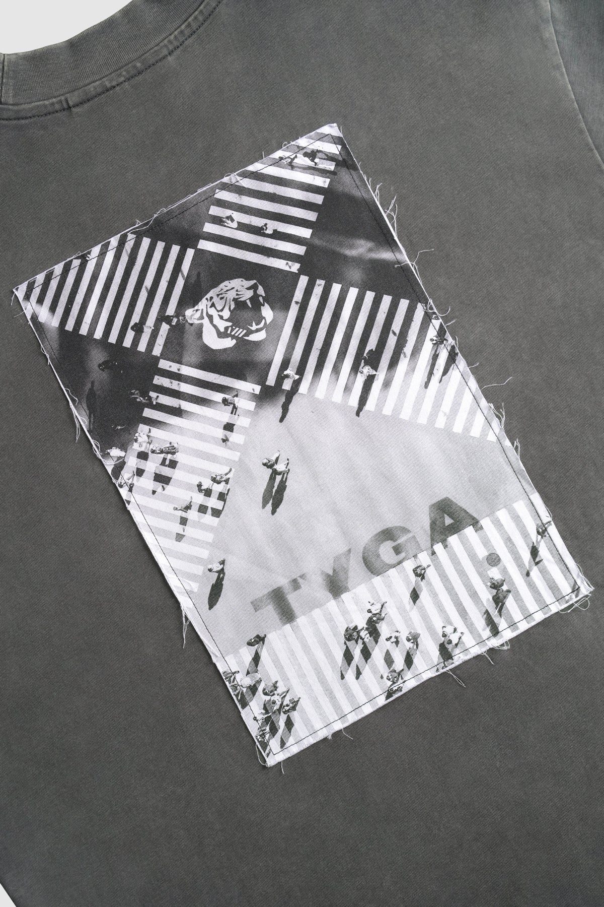 SELF EXPRESSION T-SHIRT - GREY