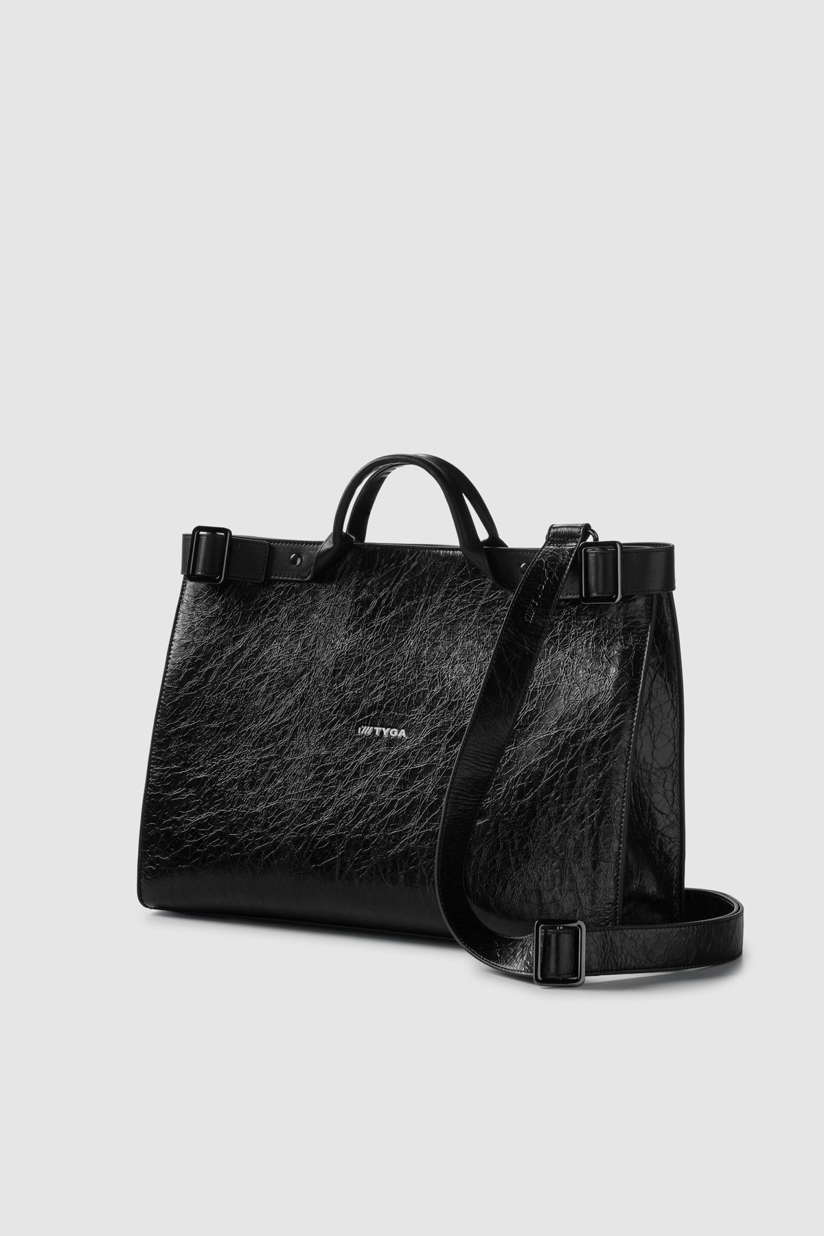 TYGA ARCHIVED MESSSENGER BAG - BLACK