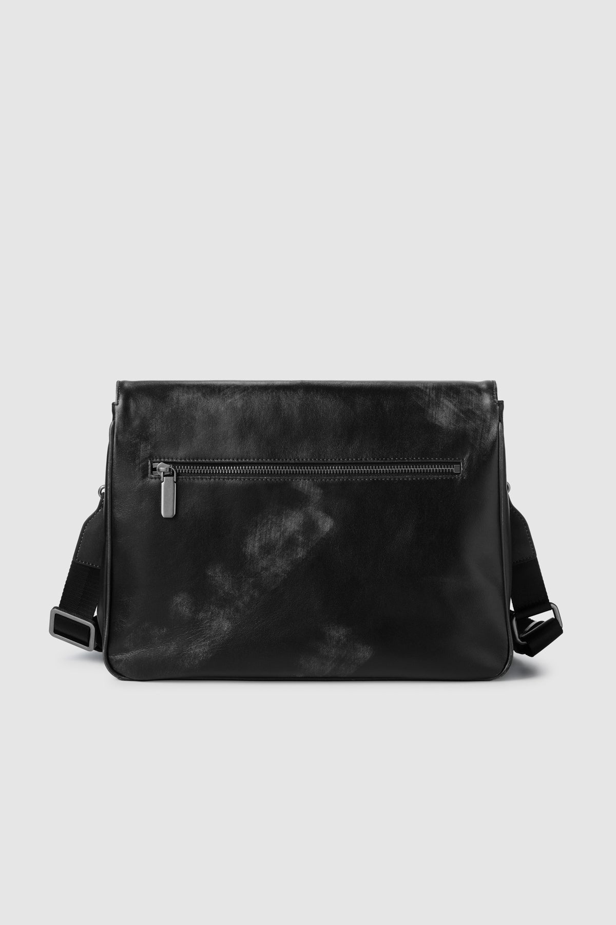 TYGA DISTRESSED BAG - BLACK