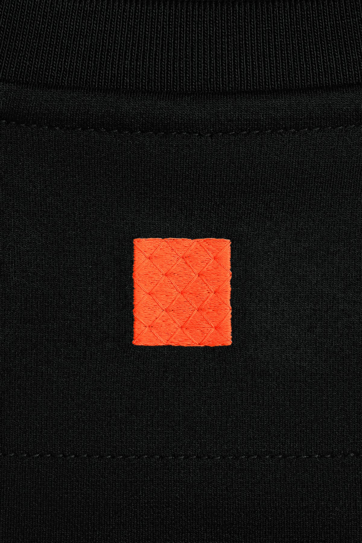 OS CROSS EMBROIDERY T-SHIRT - BLACK