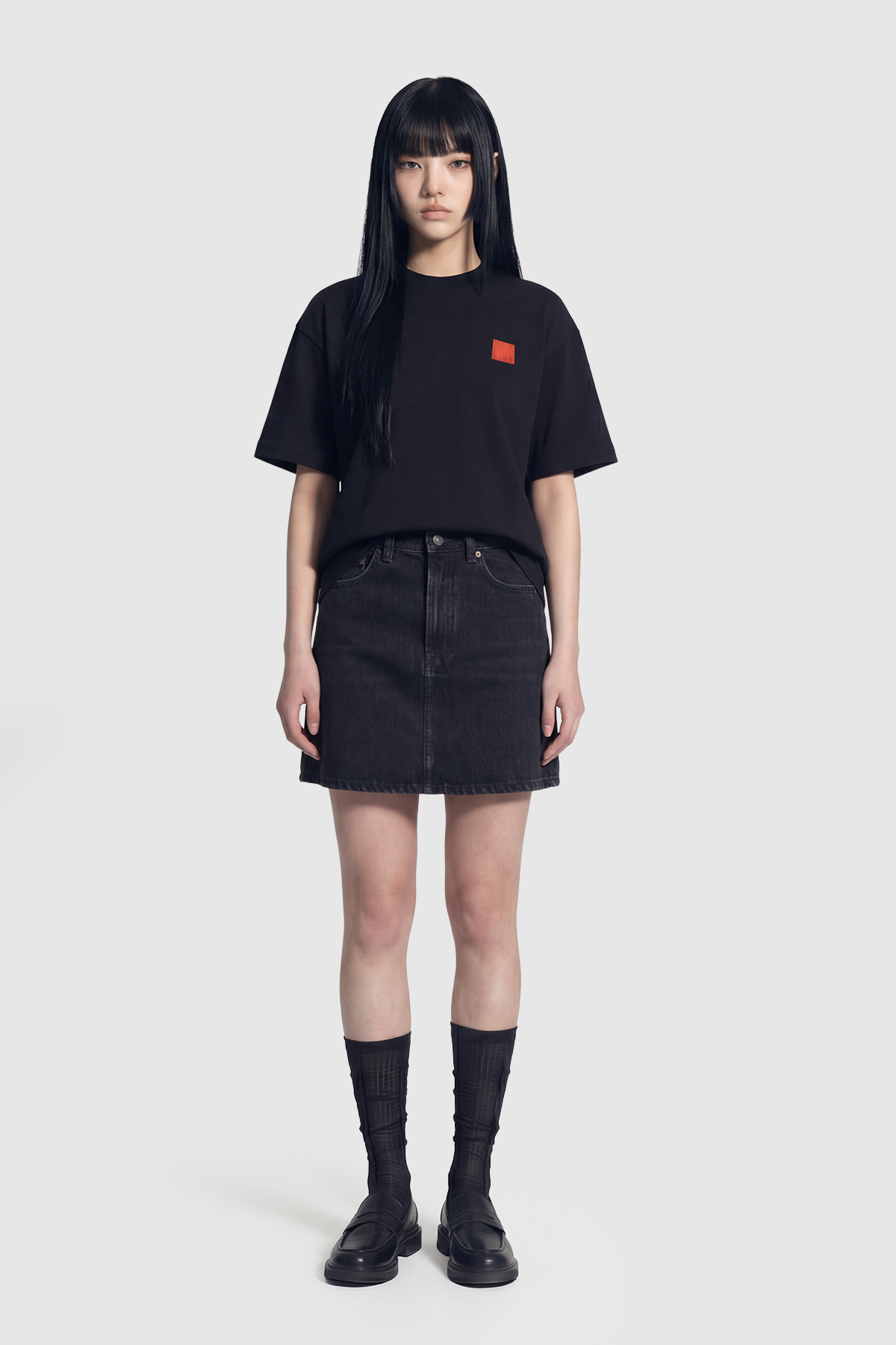 BEYOND THE LINES T-SHIRT - BLACK