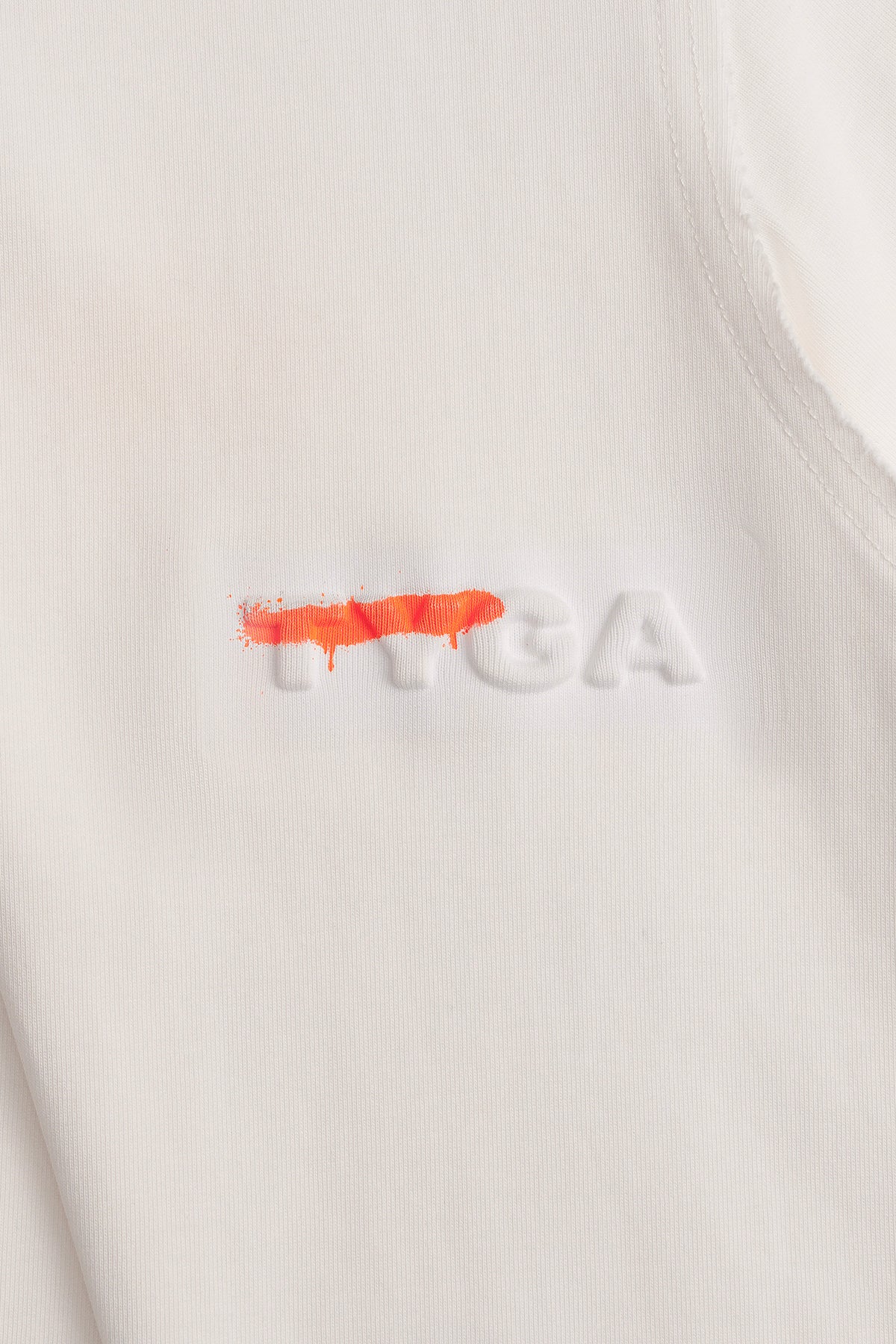 JUDGELESS T-SHIRT - WHITE