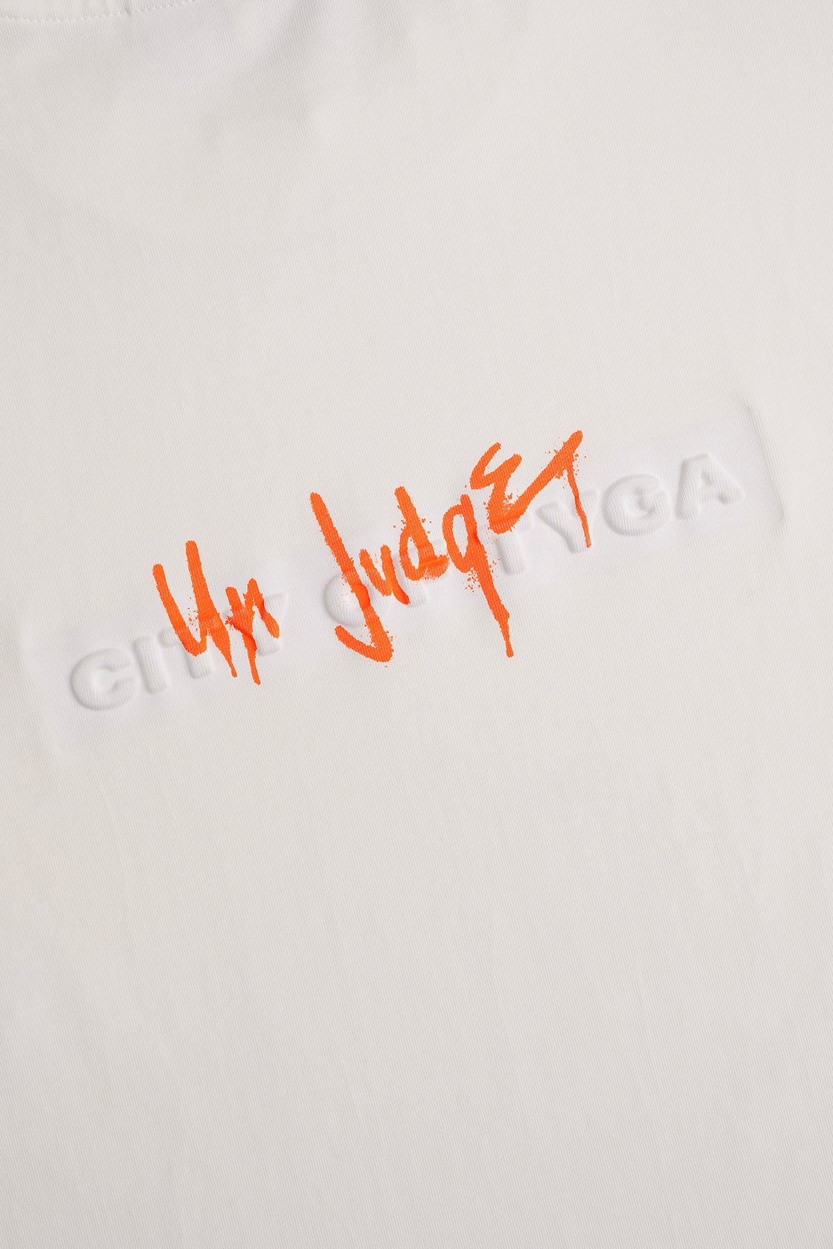 JUDGELESS T-SHIRT - WHITE