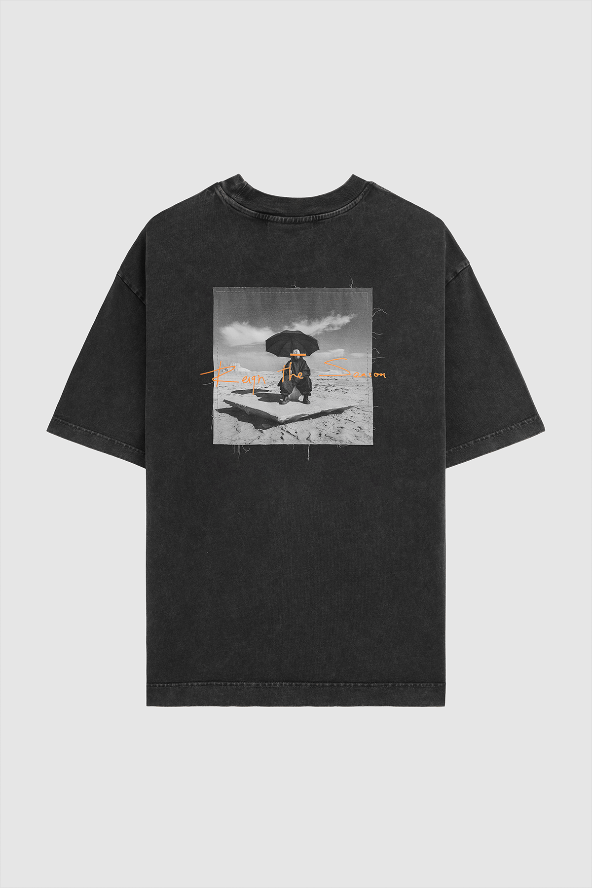 OFF SEASON T-SHIRT - BLACK