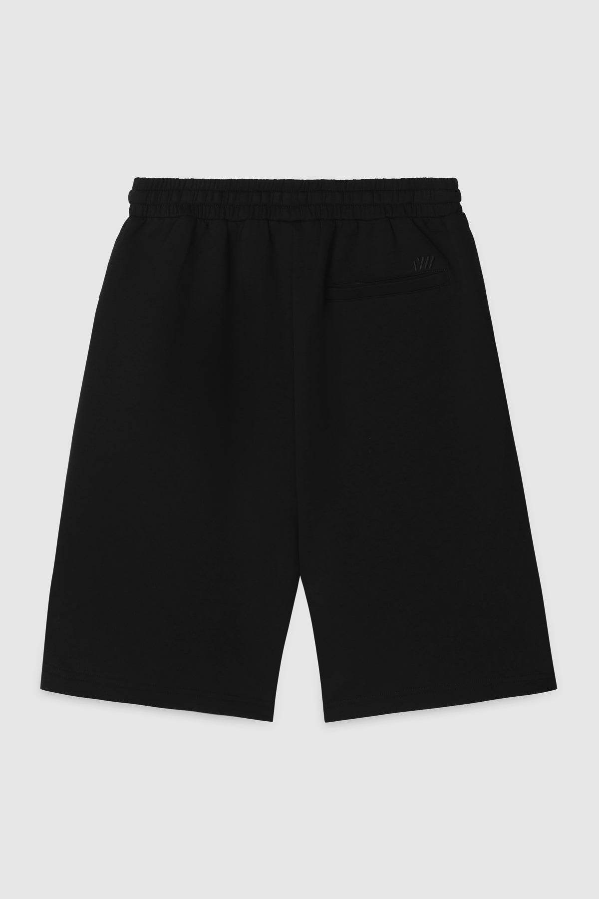 TYGA EMBROIDERY SWEATSHORT - BLACK