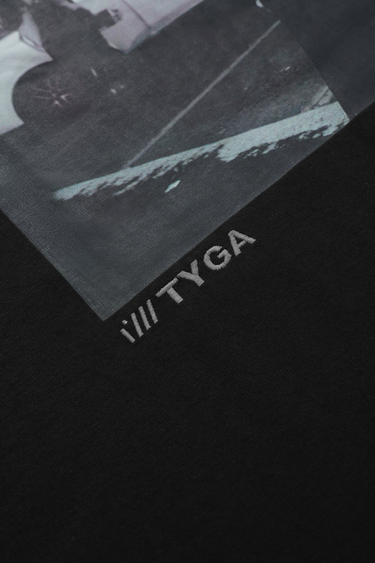 I SEE YOU OVERSIZED T-SHIRT - BLACK