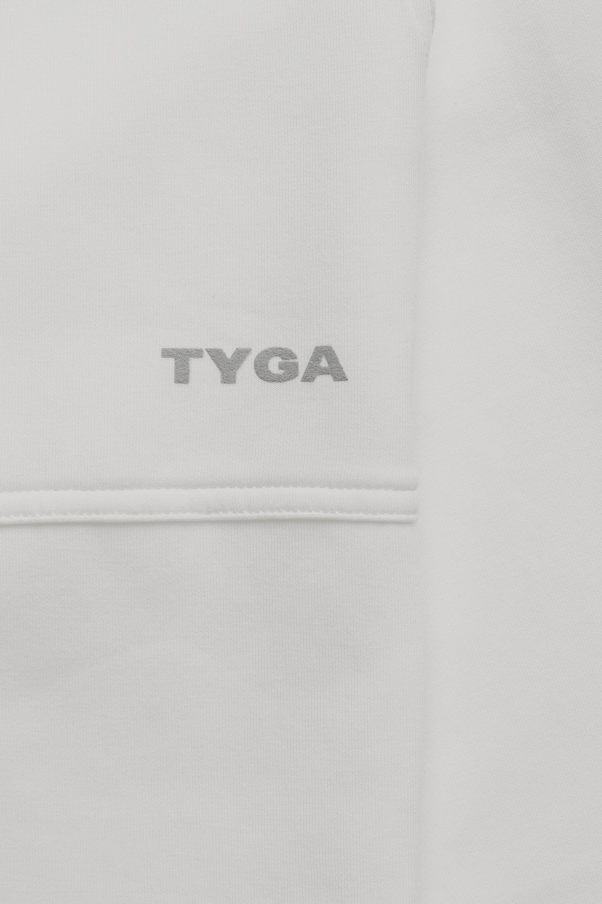 LETTER OF TYGA SWEATSHORT - WHITE