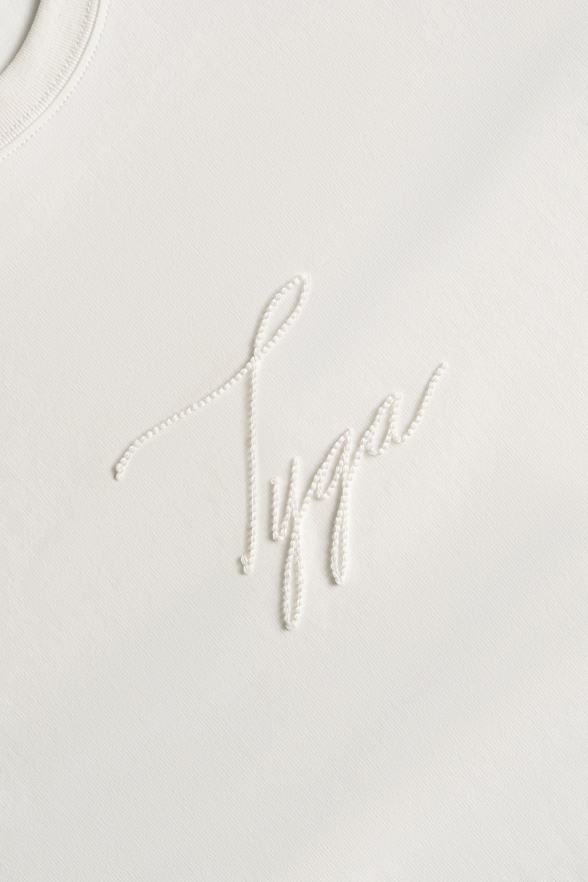 CURSIVE LETTER OF TYGA - WHITE