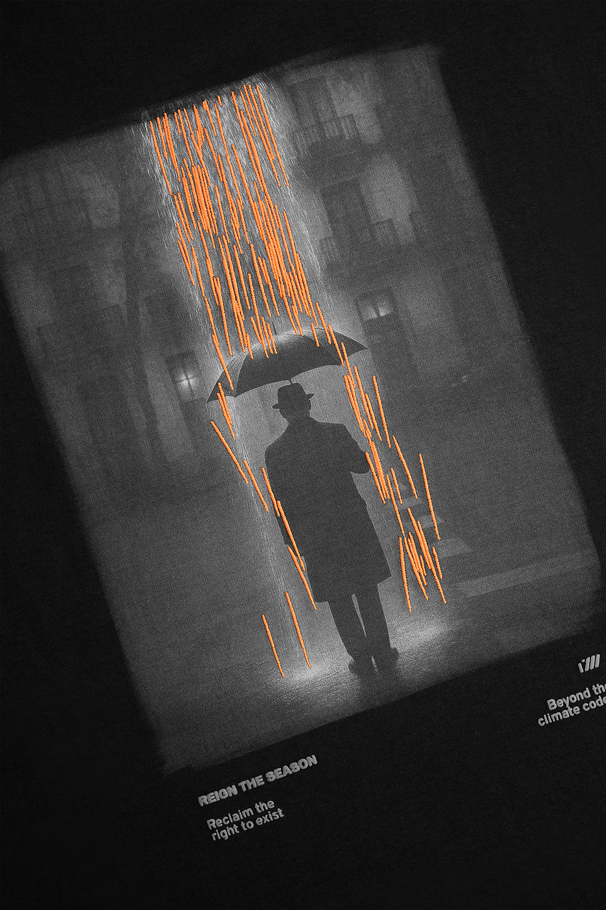 SKYFALL T-SHIRT - BLACK
