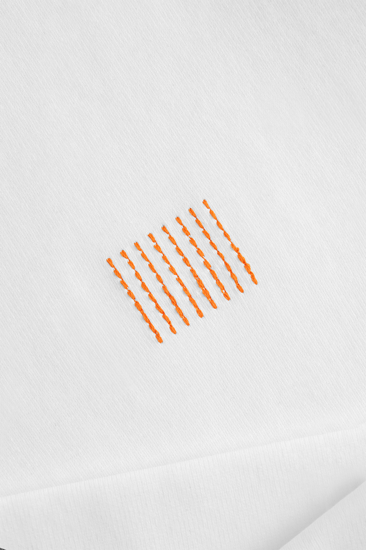 SKYFALL T-SHIRT - WHITE